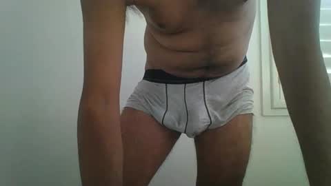 rishavb1991 online show from April 15, 6:24 am