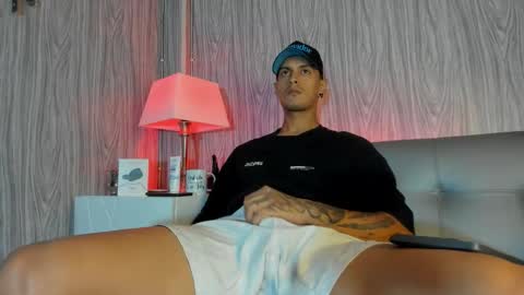  Its Rivern Show  online show from November 14, 11:17 pm