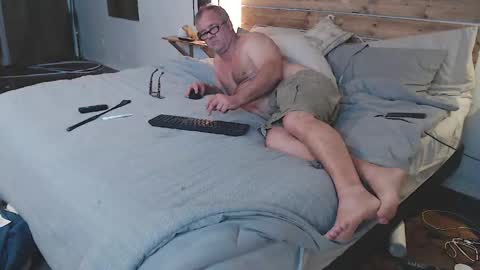 rjkelly6892 online show from May 19, 5:02 am
