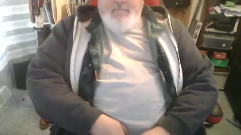 Snapshot of rndmronnie chatting on January 24, 8:11 pm Ron Rodan online show from January 24, 8:11 pm