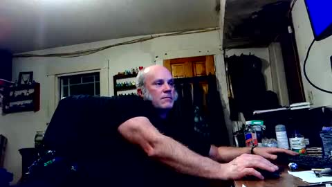 Snapshot of rnrd chatting on October 27, 3:09 am rnrd online show from October 27, 3:09 am