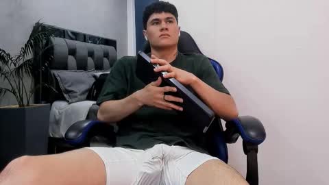 Roan Birkin online show from October 21, 8:55 pm