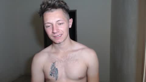 RoastingCorn online show from December 23, 6:44 am