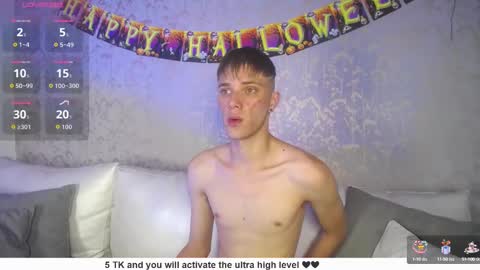 Robbin online show from October 8, 8:57 pm