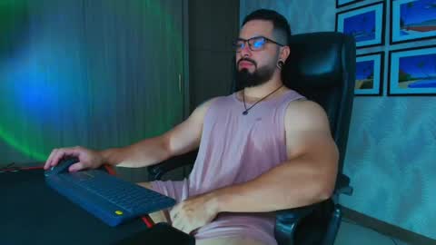 Robby online show from June 2, 11:17 pm