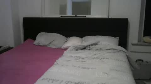 rober10000 online show from November 5, 6:10 pm