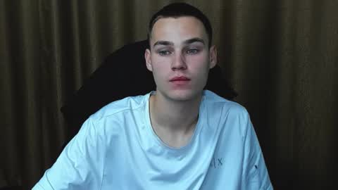 robert10211 online show from September 8, 8:08 pm