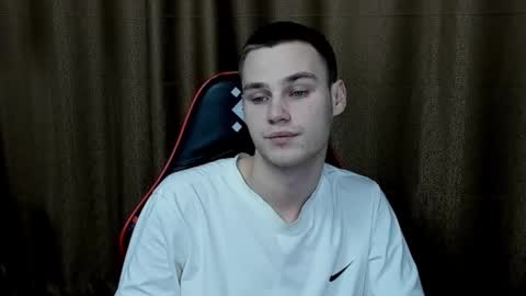 robert10211 online show from January 15, 7:55 pm