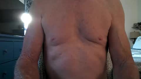 robert online show from November 14, 9:27 pm