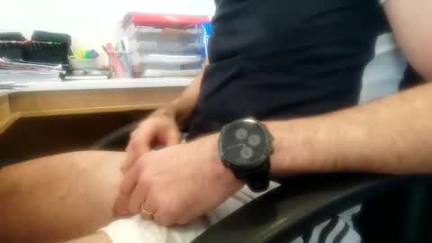 robert45l online show from February 10, 11:15 am