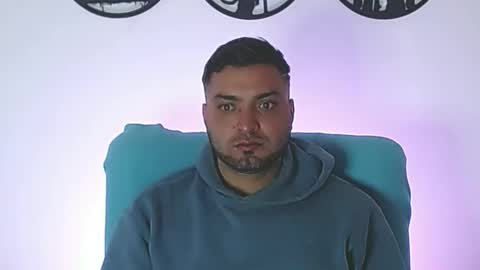 Stiven - online show from December 3, 7:14 am