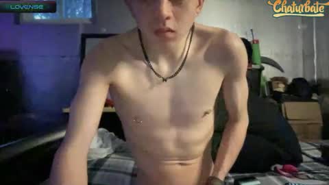 Snapshot of robertcicijr21 chatting on February 5, 12:17 pm Robert Cici Jr. online show from February 5, 12:17 pm
