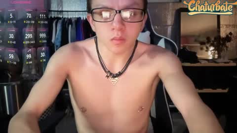 Snapshot of robertcicijr21 chatting on October 9, 11:20 pm Robert Cici Jr. online show from October 9, 11:20 pm
