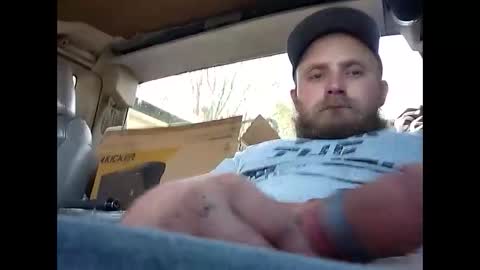 Snapshot of robertd5094 chatting on March 8, 3:43 pm robertd5094 online show from March 8, 3:43 pm