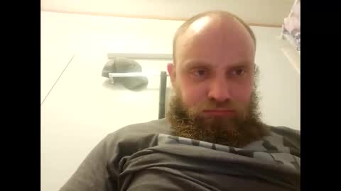 robertd5094 online show from January 7, 11:48 am