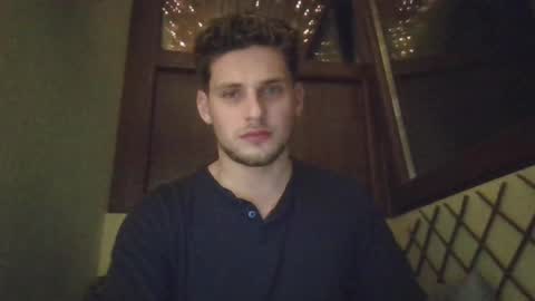 Snapshot of roberto_twink1 chatting on January 9, 3:26 am Roberto online show from January 9, 3:26 am