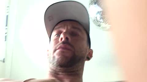 robertverges22977248 online show from May 25, 11:11 pm