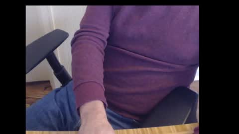 robidan6923 online show from March 6, 2:29 pm