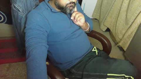 robin online show from November 28, 8:55 pm