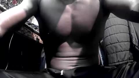 robinBankzs online show from November 14, 6:20 pm