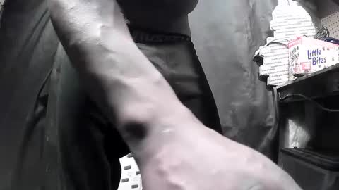 robinBankzs online show from February 26, 1:32 am