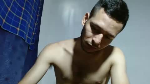 robinhotsexy online show from December 3, 7:00 pm