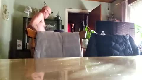 robke1966 online show from March 5, 7:37 am