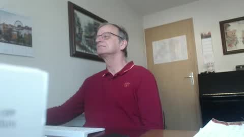 Snapshot of roboter0233 chatting on October 11, 1:59 pm roboter0233 online show from October 11, 1:59 pm