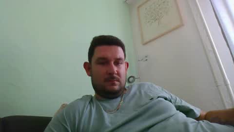 Snapshot of robtheman94 chatting on September 20, 9:20 am Robin online show from September 20, 9:20 am