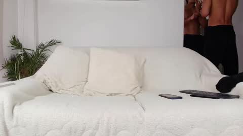 roby_millerr online show from October 23, 8:01 pm