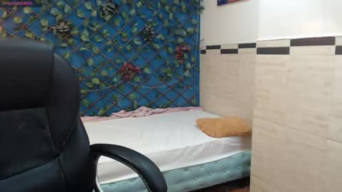 Roccoallegeri online show from March 20, 11:52 pm