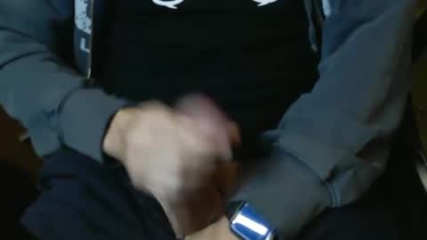 Snapshot of rockergun chatting on October 10, 7:07 pm rockergun online show from October 10, 7:07 pm