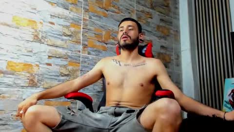 rolo martinez online show from November 7, 11:08 pm