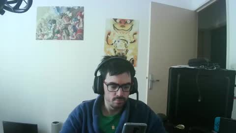 Snapshot of romainb72 chatting on January 12, 10:45 am romainb72 online show from January 12, 10:45 am