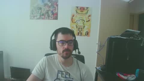 Snapshot of romainb72 chatting on March 12, 9:12 am romainb72 online show from March 12, 9:12 am