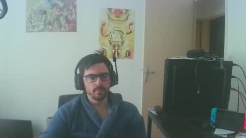 Snapshot of romainb72 chatting on February 3, 12:03 pm romainb72 online show from February 3, 12:03 pm