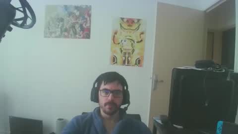 Snapshot of romainb72 chatting on February 5, 11:12 am romainb72 online show from February 5, 11:12 am