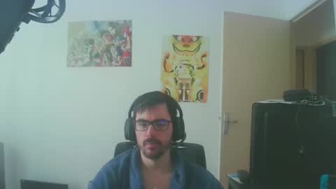 Snapshot of romainb72 chatting on February 2, 11:08 am romainb72 online show from February 2, 11:08 am