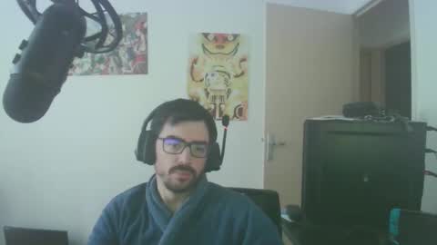 Snapshot of romainb72 chatting on January 31, 3:11 pm romainb72 online show from January 31, 3:11 pm