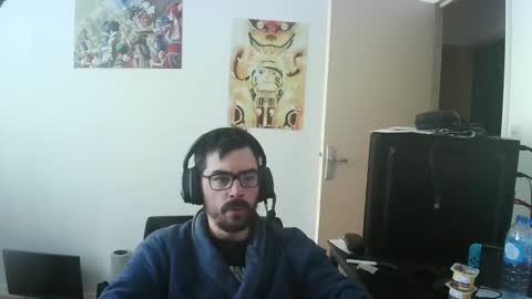 Snapshot of romainb72 chatting on January 7, 8:59 am romainb72 online show from January 7, 8:59 am