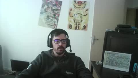 romainb72 online show from December 16, 8:21 am