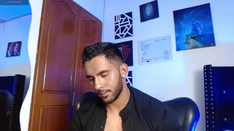 Roman online show from March 19, 8:01 pm