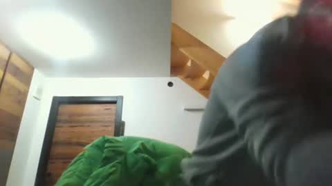 Snapshot of romanz123 chatting on December 13, 9:52 pm romanz123 online show from December 13, 9:52 pm