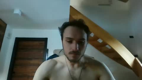 Snapshot of romanz123 chatting on December 17, 8:34 am romanz123 online show from December 17, 8:34 am