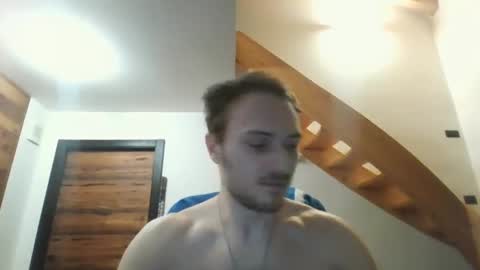 Snapshot of romanz123 chatting on December 3, 4:17 pm romanz123 online show from December 3, 4:17 pm