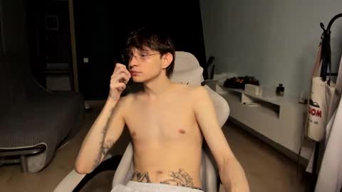 Romeo online show from February 15, 12:50 am