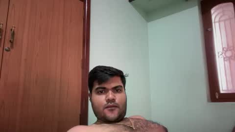 Romeo Sam online show from February 4, 7:47 am