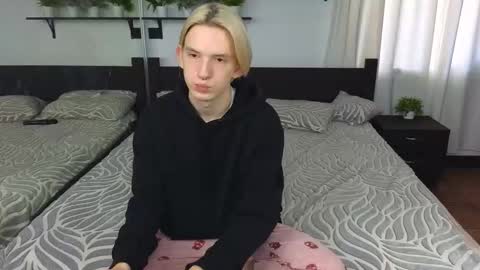 ron vilsx online show from November 15, 7:21 am