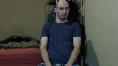 Snapshot of ronniemaster chatting on January 20, 3:37 am ronniemaster online show from January 20, 3:37 am