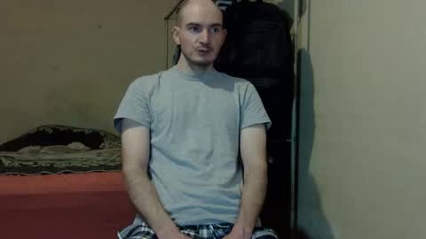Snapshot of ronniemaster chatting on December 31, 1:47 am ronniemaster online show from December 31, 1:47 am